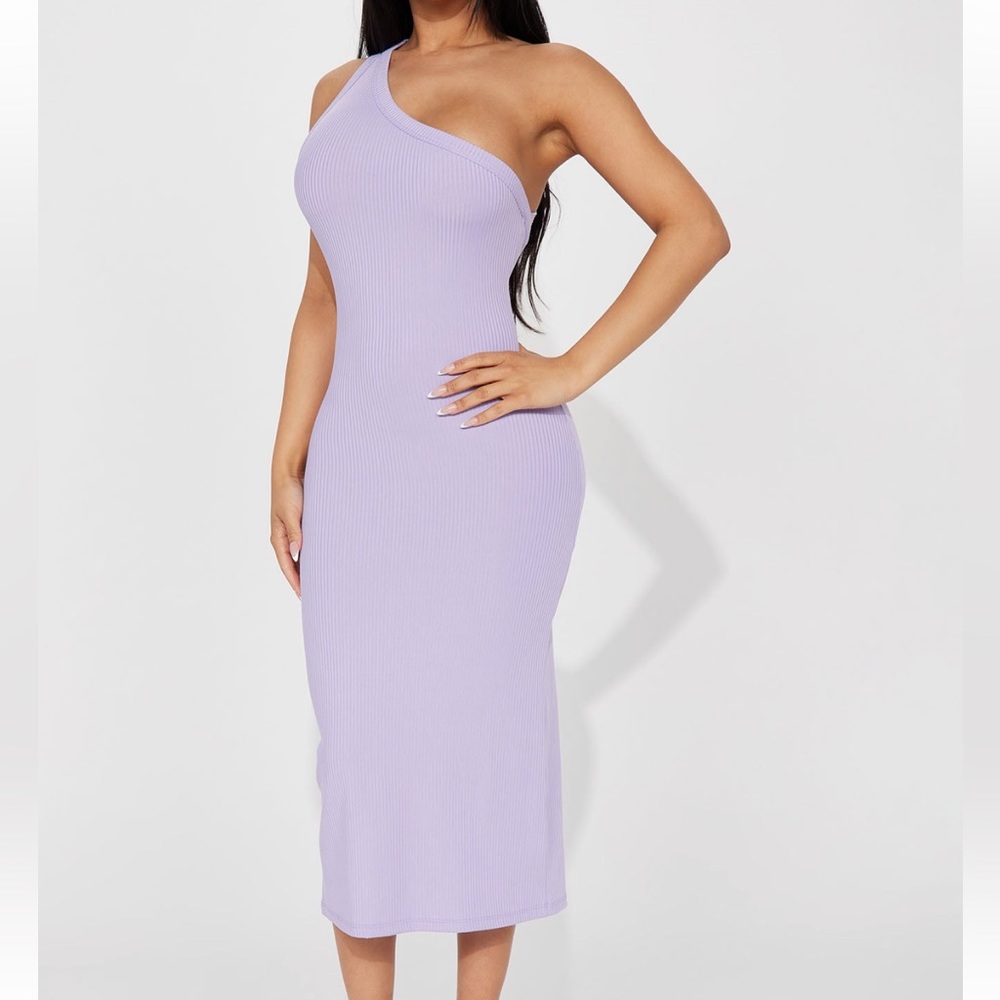 Fashion Nova midi dress💜